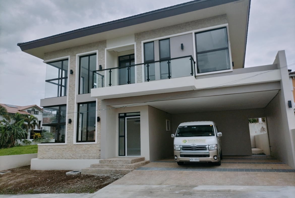 Versailles Alabang | 4 Bedroom House & Lot