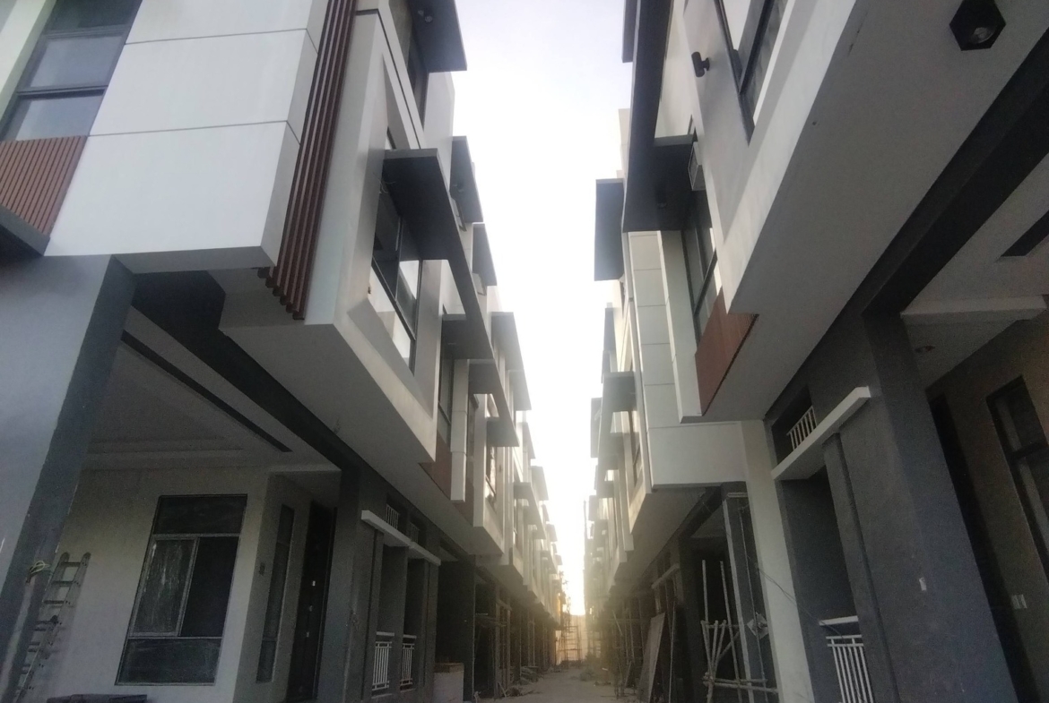 Luxurious 3-Storey Townhouse in Project 8, Quezon City