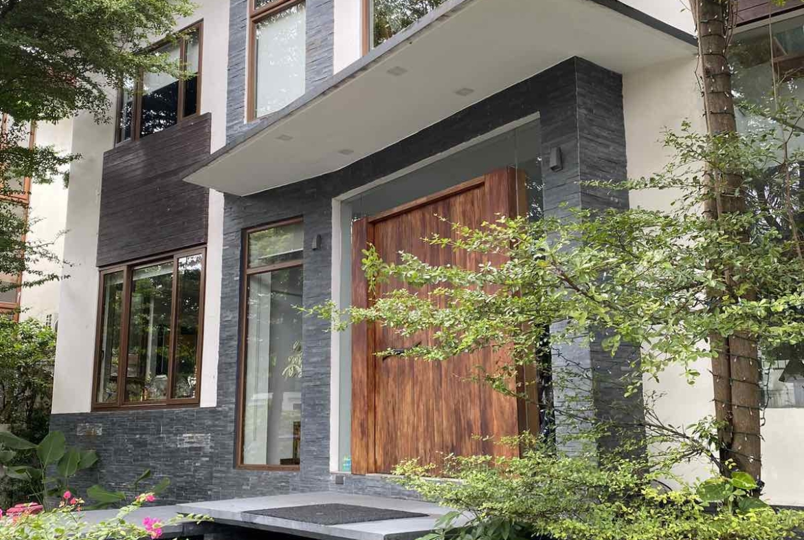Luxury Fully Furnished Home For Sale in Paseo de Magallanes Makati City