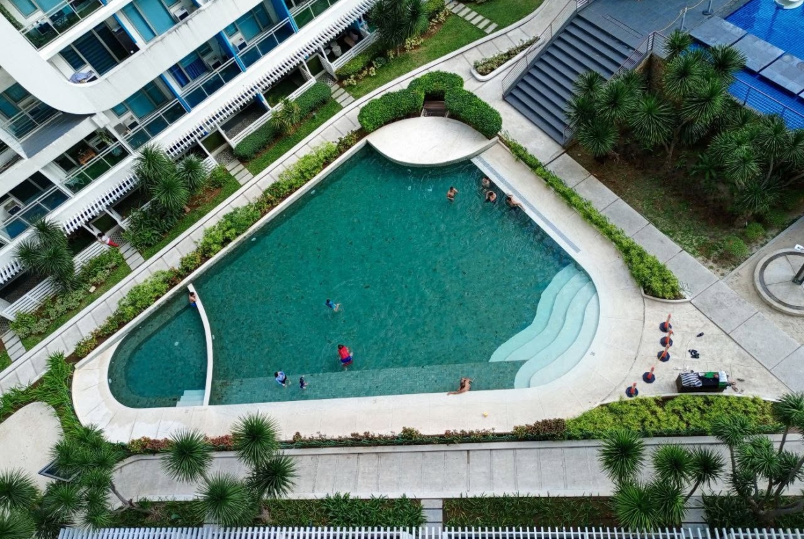 Fully Furnished 2-Bedroom Condo for Sale in Azure Urban Residences