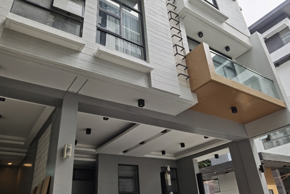 Private Elevator Smart Townhouse | High-End San Juan City Near Greenhills, ICA, Xavier