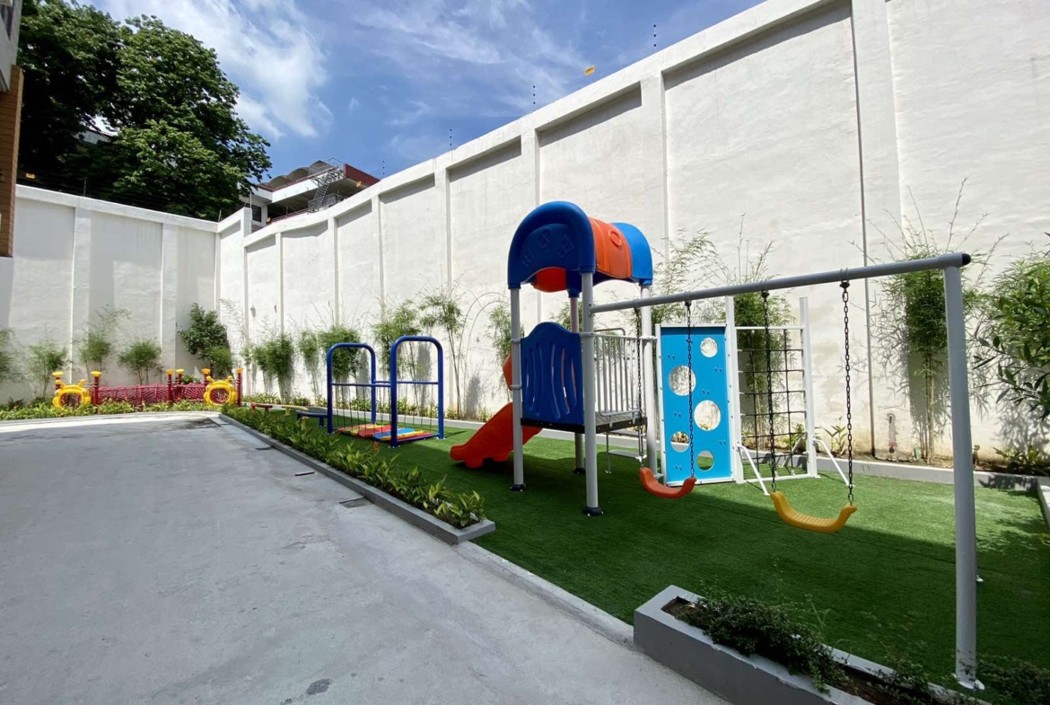 Luxury Community Townhouse Near Malacañang & U-Belt Manila